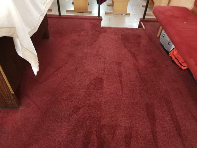 3ניקוי שטיחים בבית כנסת