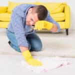 האם ניקיון של השטיח מנטרל ריח רע